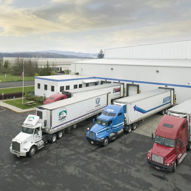 Trucks cold chain logistics factory